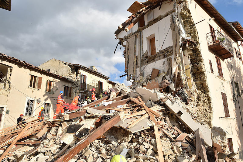 así quedaron las zonas afectadas de Italia tras el terremoto de 6.2 grados