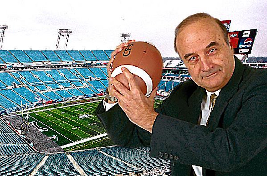 Se retira Fernando Von Rossum, un pionero del futbol americano en México