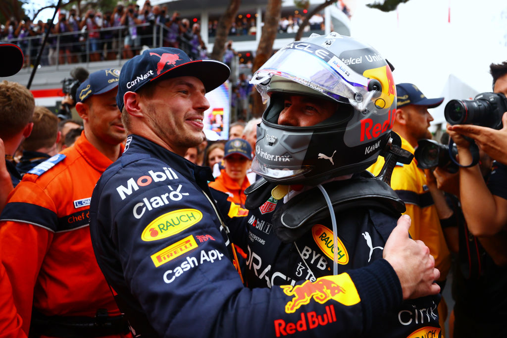 Horner dice que ni Checo ni Verstappen... Red Bull es prioridad