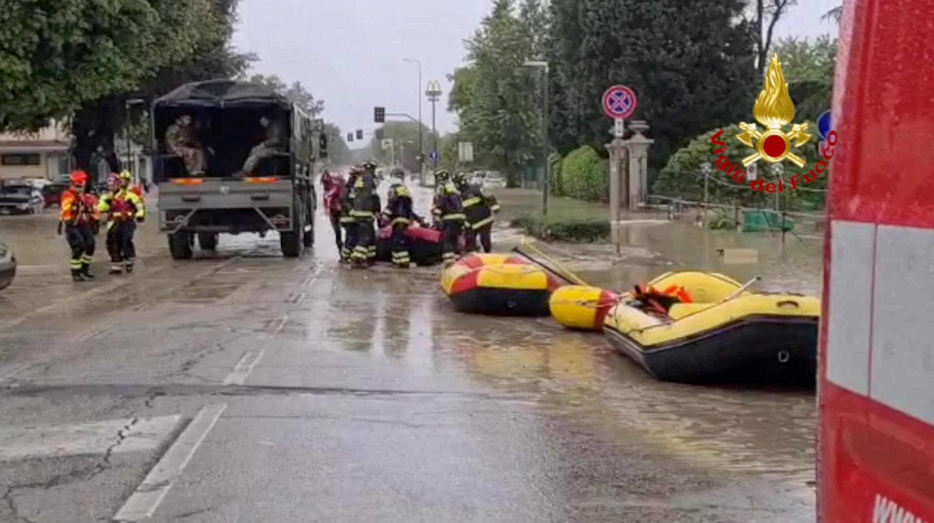 Emergency services work in Emilia Romagna