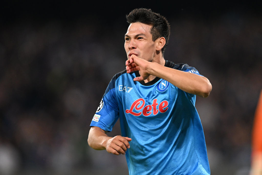 How is it that Liverpool would prevent 'Chucky' Lozano from reaching Manchester United?