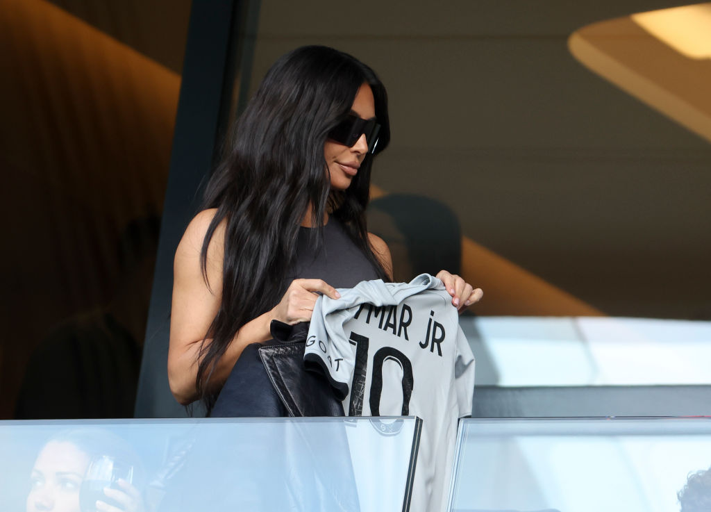 Kim Kardashian in the Parc des Princes, home of PSG, with Neymar's jersey