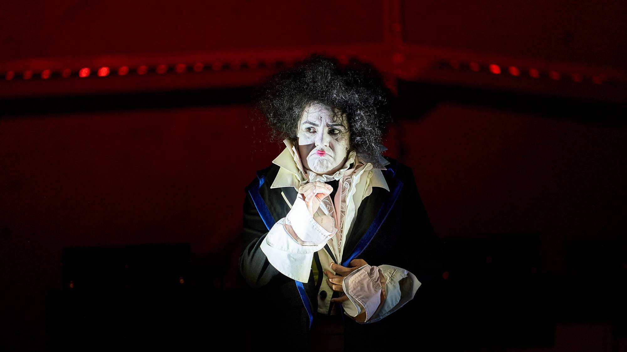 Alondra de la Parra and Gabriela Muñoz, "Chula the clown"present the tour “The Silence of Sound” in Mexico