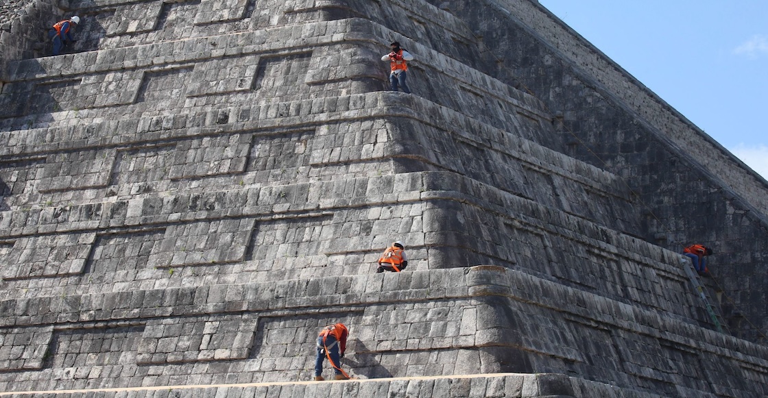Equinoccio de primavera o la serpiente que desciende de la pirámide de Chichén Itzá