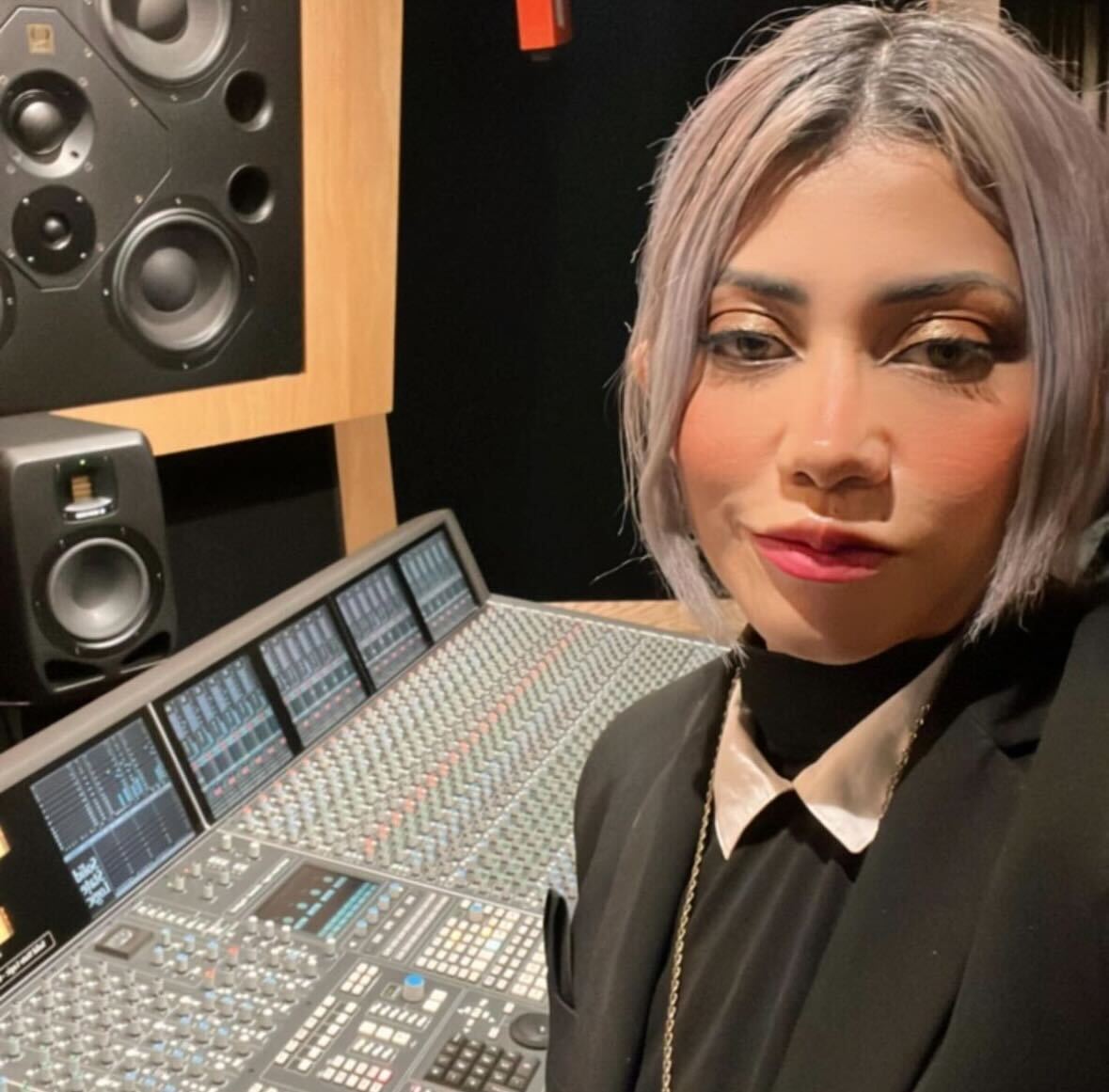 Diana Urquiza, the producer and sound engineer who seeks to make way for girls in music
