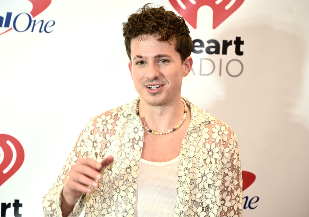 Story behind We Don't Talk Anymore by Charlie Puth