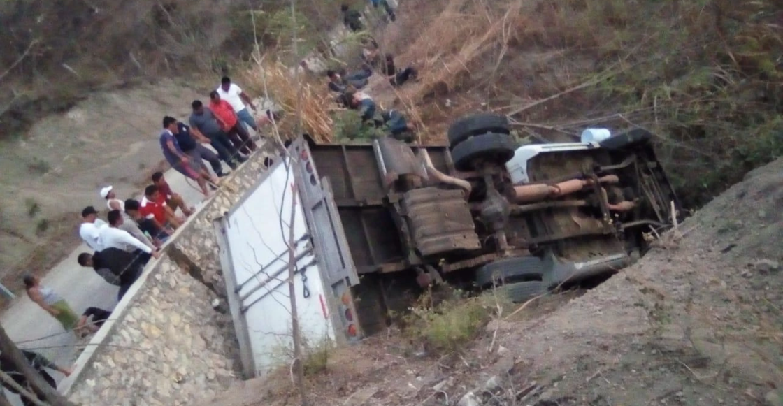 mass-death-migrants-truck-chiapas-mexico-fire-massacre-1
