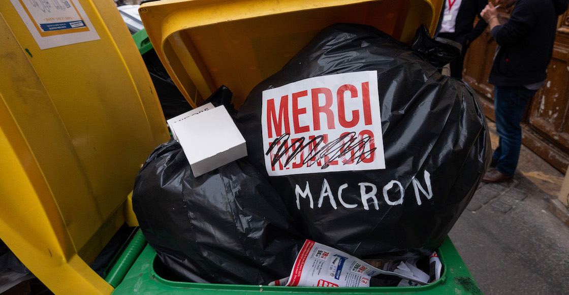garbage-pensions-paris-france-macron