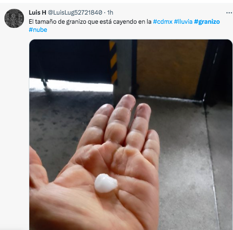 Clothes!  The videos and images of the hail that fell this afternoon in CDMX and Edomex 