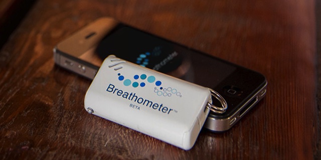 Breathometer 02
