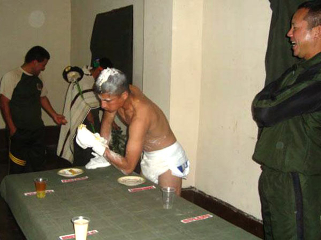 soldados pañales bebes peruanos