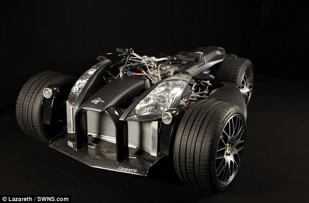 3.0 litros V8 de origen Ferrari (1)