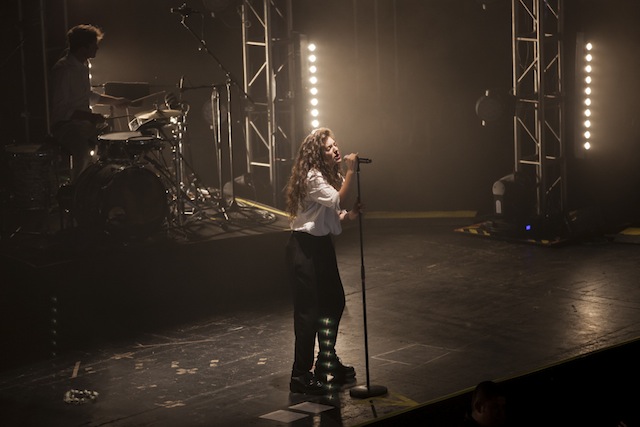 Lorde Auditorio BlackBerry by QueridoPin (11 of 14)