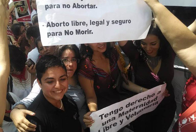 Encienden-protestas-discusion-reforma-aborto_MILIMA20140528_0178_3