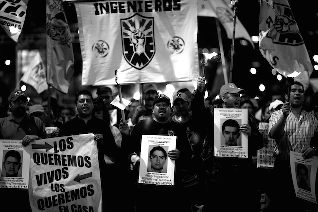 Luz_Ayotzinapa_Santiago_Arau11