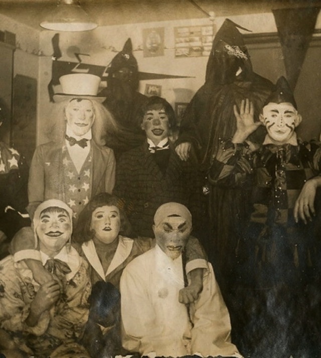 vintage-halloween-costumes1