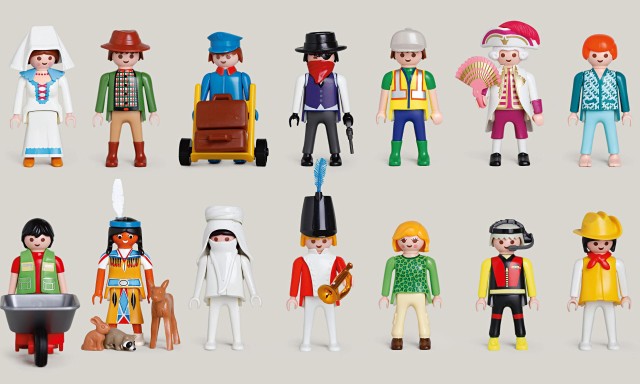 14 Playmobil figures (eg nurse, American Indian, gardener)