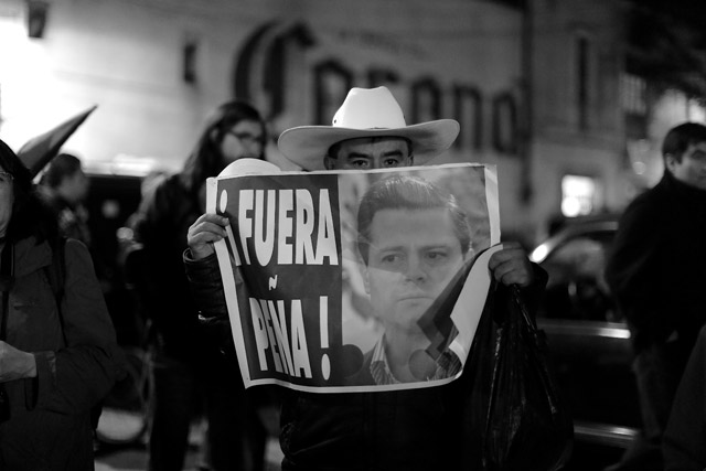 #20NovCDMX-Ayotzinapa-13