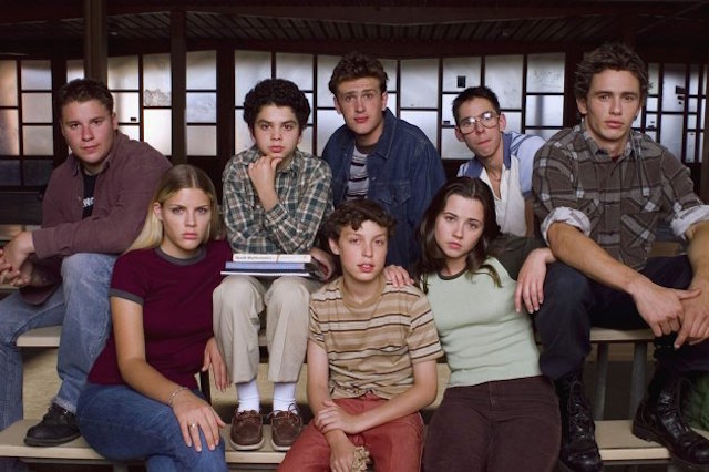 2_cn_image-size-freaks-and-geeks-group-then-and-now