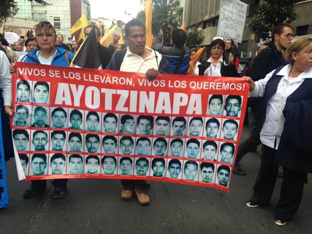 ayotzinapa_papa