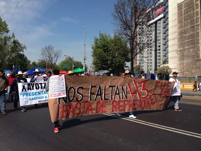 estela.marcha.ayotzinapa.4meses