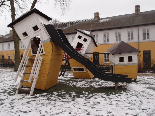 sad-playground7
