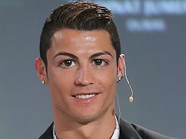 Cristiano-Ronaldo-2014-Hairstyle-Wallpaper-HD