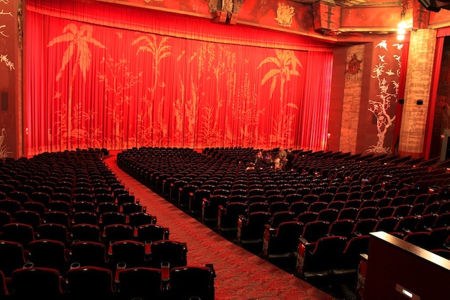 Graumans-Chinese-Theatre-inside