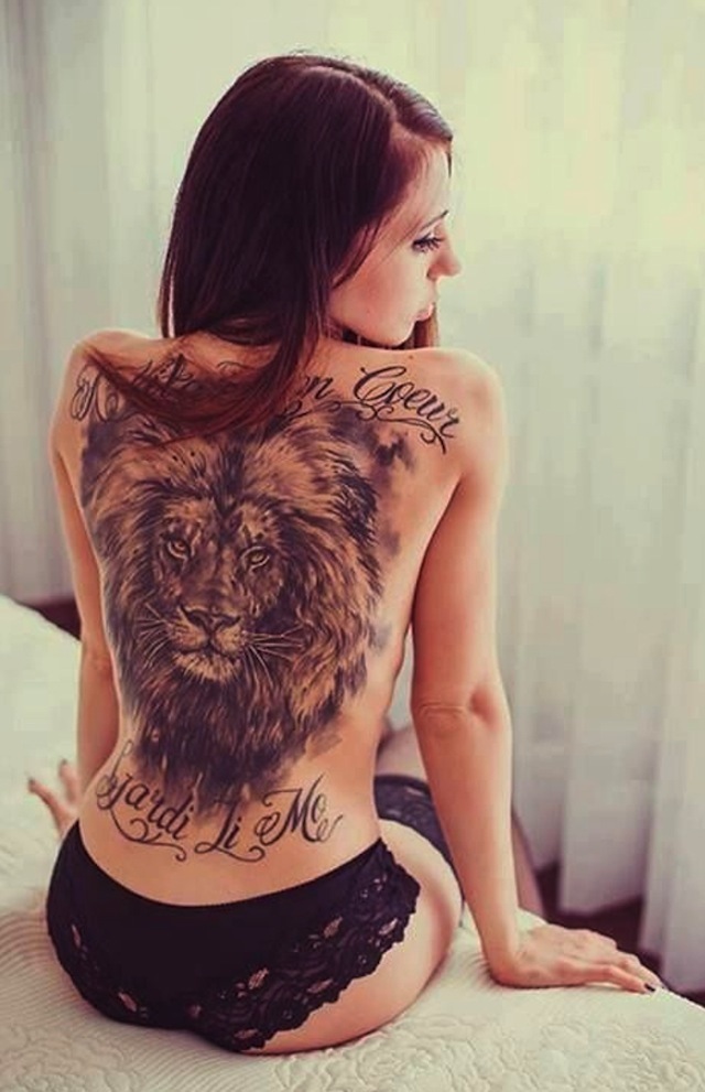 tatuaje-leon-espalda