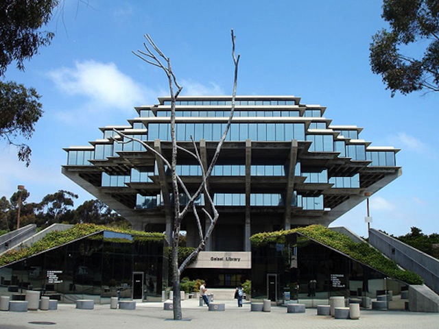 35-University-of-California-San-Diego-Geisel-Library-San-Diego-California-USA