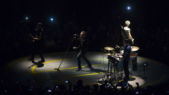 U2 01 - 2015