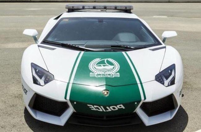 Even-the-cops-had-to-upgrade-to-Lamborghinis.