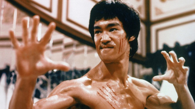Ah, caray: Nuevo estudio dice que Bruce Lee habría muerto ¿por tomar demasiada agua?