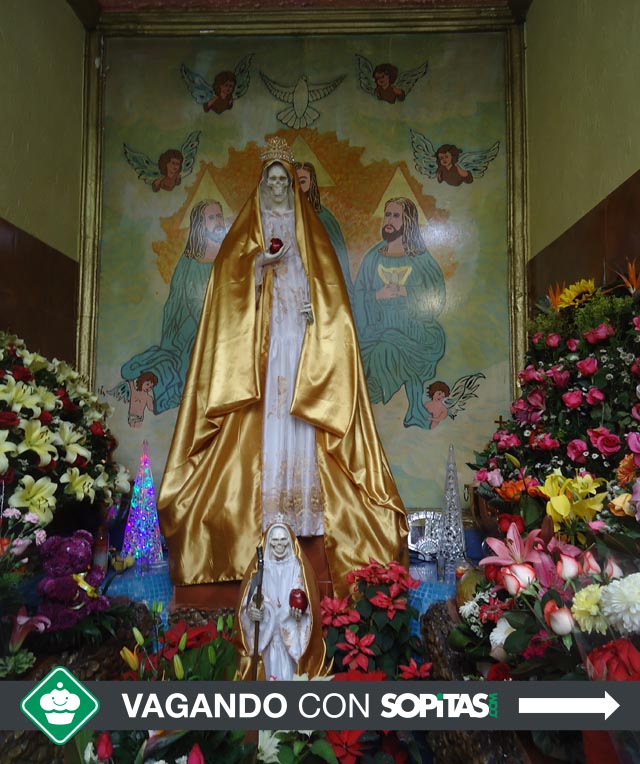Vagando con  presenta: Los altares de la Santa Muerte, en la  colonia Morelos 