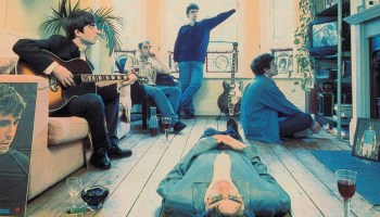 24 años después: Así se ve la casa de la portada del Definitely Maybe de Oasis