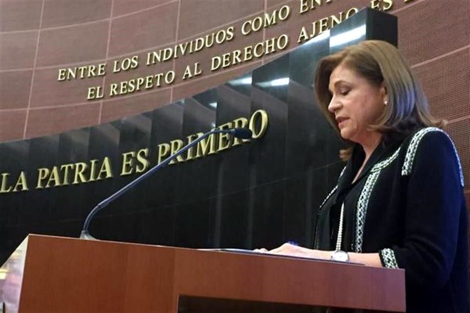 Arely Gómez es la nueva titular de PGR, ratifica Senado