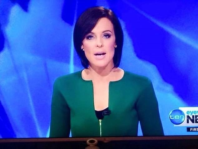 Notan algo raro en la ropa de esta conductora de TV? | Sopitas.com