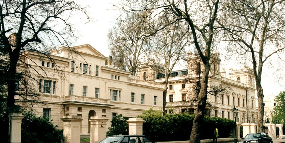 Kensington-Palace-Gardens-London1
