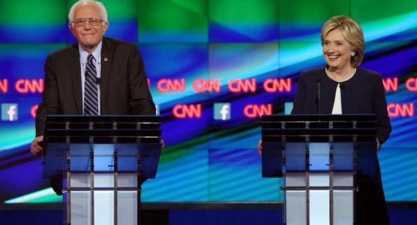 012216-national-Bernie-Sanders-and-Hilary-Clinton
