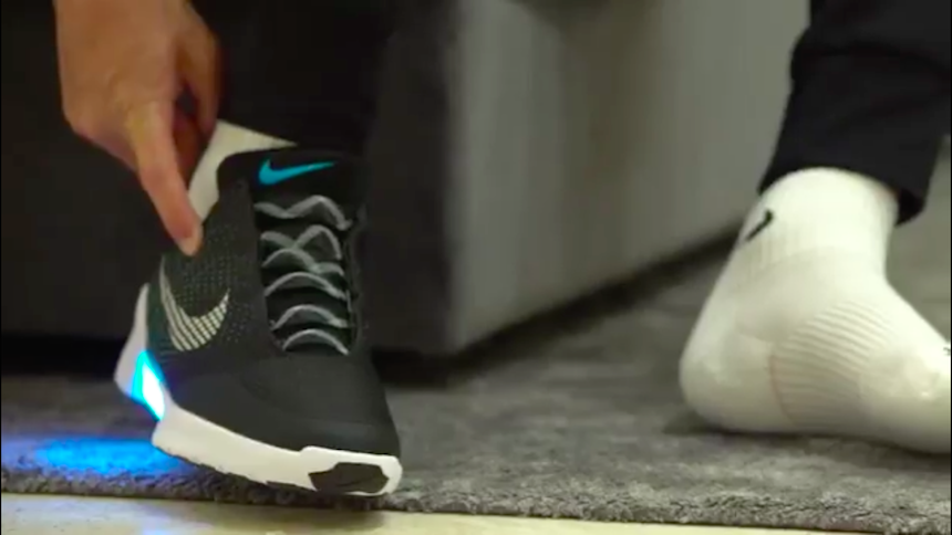 Nike lanzará nuevos tenis que se atan solos y ahora sí serán \