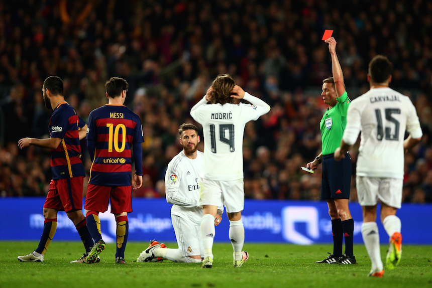 BARCELONA, SPAIN - APRIL 02:  Sergio Ramos of Real Madrid CF receives a red card from referee Alejandro Jose Hernandez Hernandez during the La Liga match between FC Barcelona and Real Madrid CF at Camp Nou on April 2, 2016 in Barcelona, Spain.  (Photo by Paul Gilham/Getty Images)
