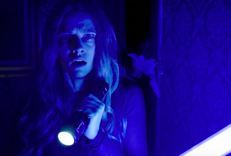 El nuevo trailer de Lights Out no los dejará dormir esta noche