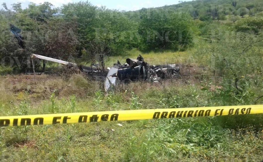 El helicóptero de la Policía de Michoacán no fue derribado, se estrelló al evadir disparos