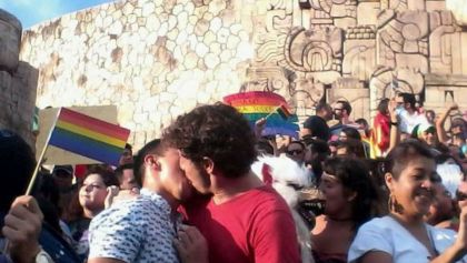 Mérida responde a la discriminación con amor