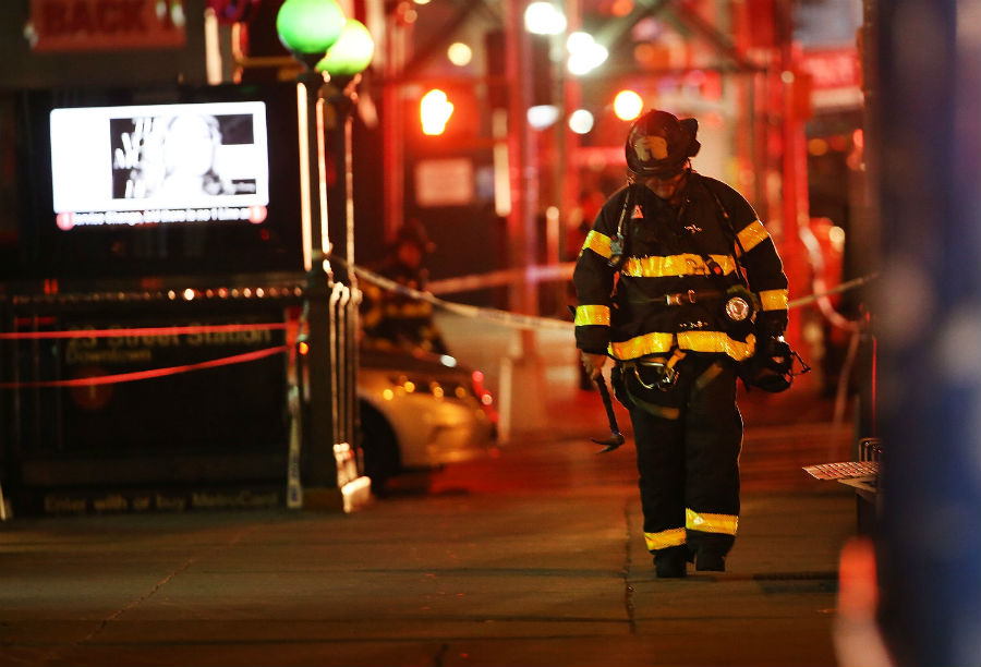 bomberos-explosion-nueva-york-manhattan