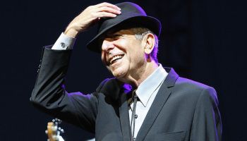 Leonard Cohen lanza nueva canción.