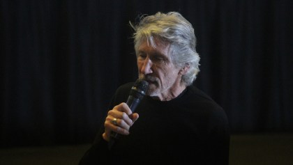 Roger Waters presentó el documental The Occupation of the American Mind en la Cineteca Nacional
