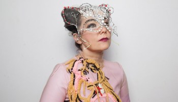 Björk Digital Exposicion