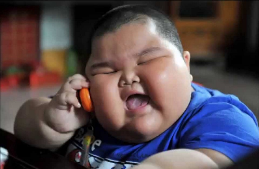 Meme - Niño asiático - Teléfono