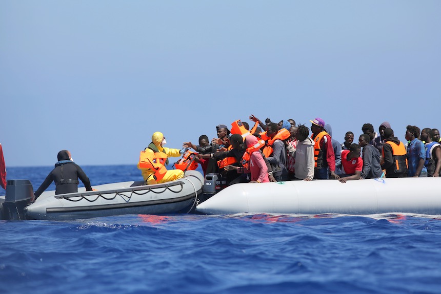 Refugiados-sirios-bote-rescate